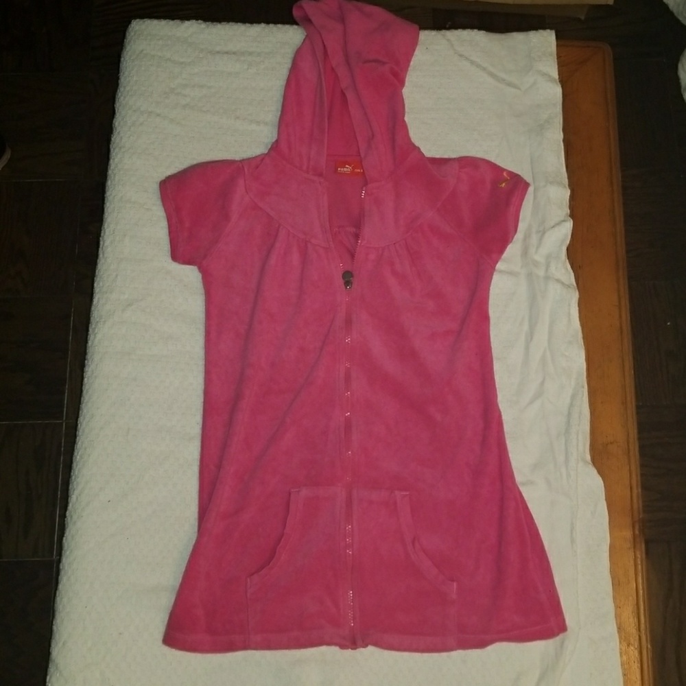 Puma girls cover up